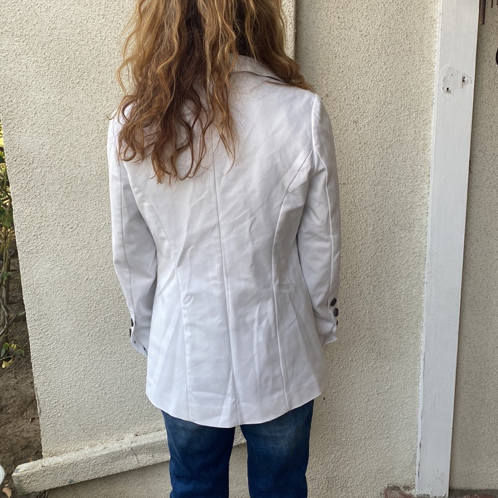 RESET by Jane gorgeous white blazer. So classy and stylish!! Great pockets - Picture 7 of 10